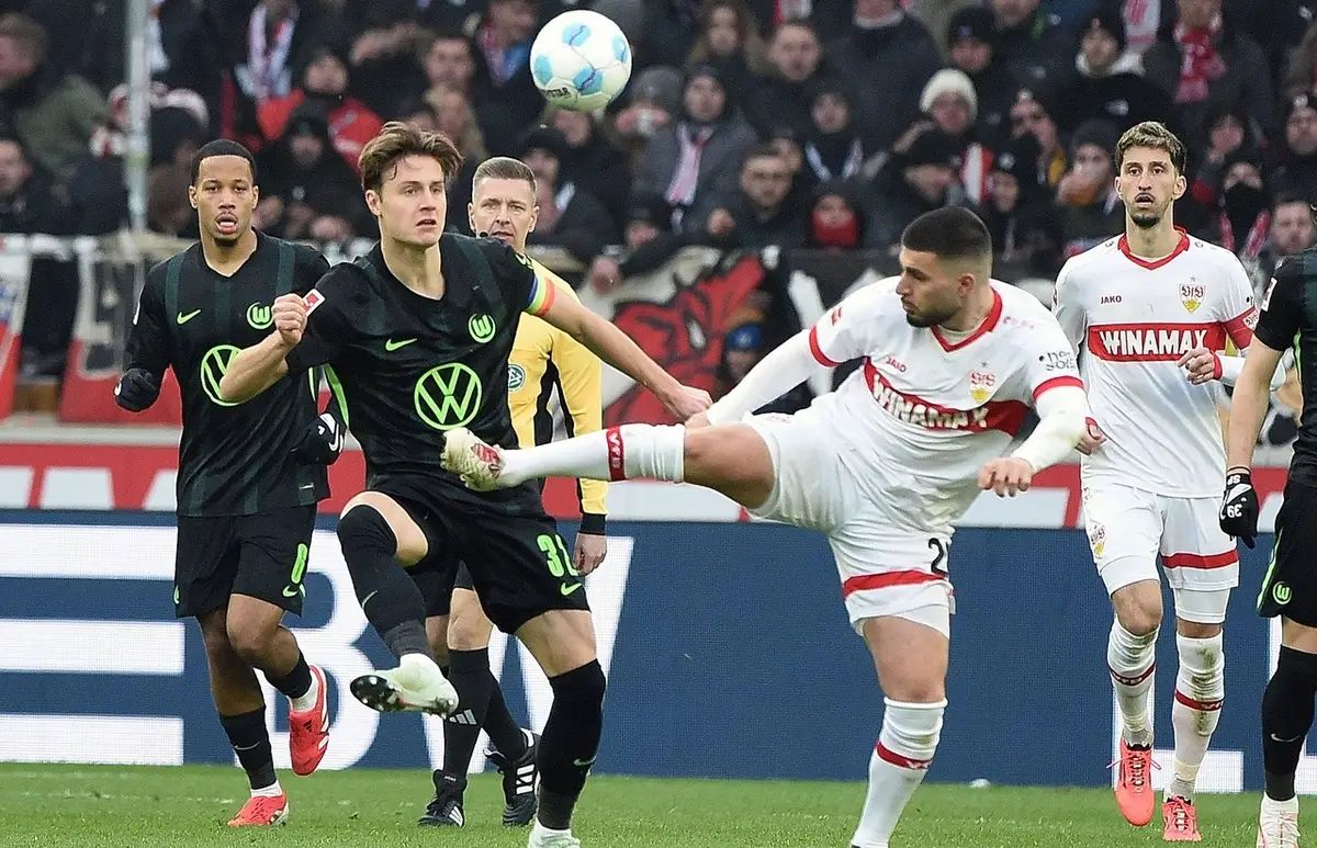 斯图加特在联赛中夺得关键胜利 斯图加特在联赛中夺得关键胜利