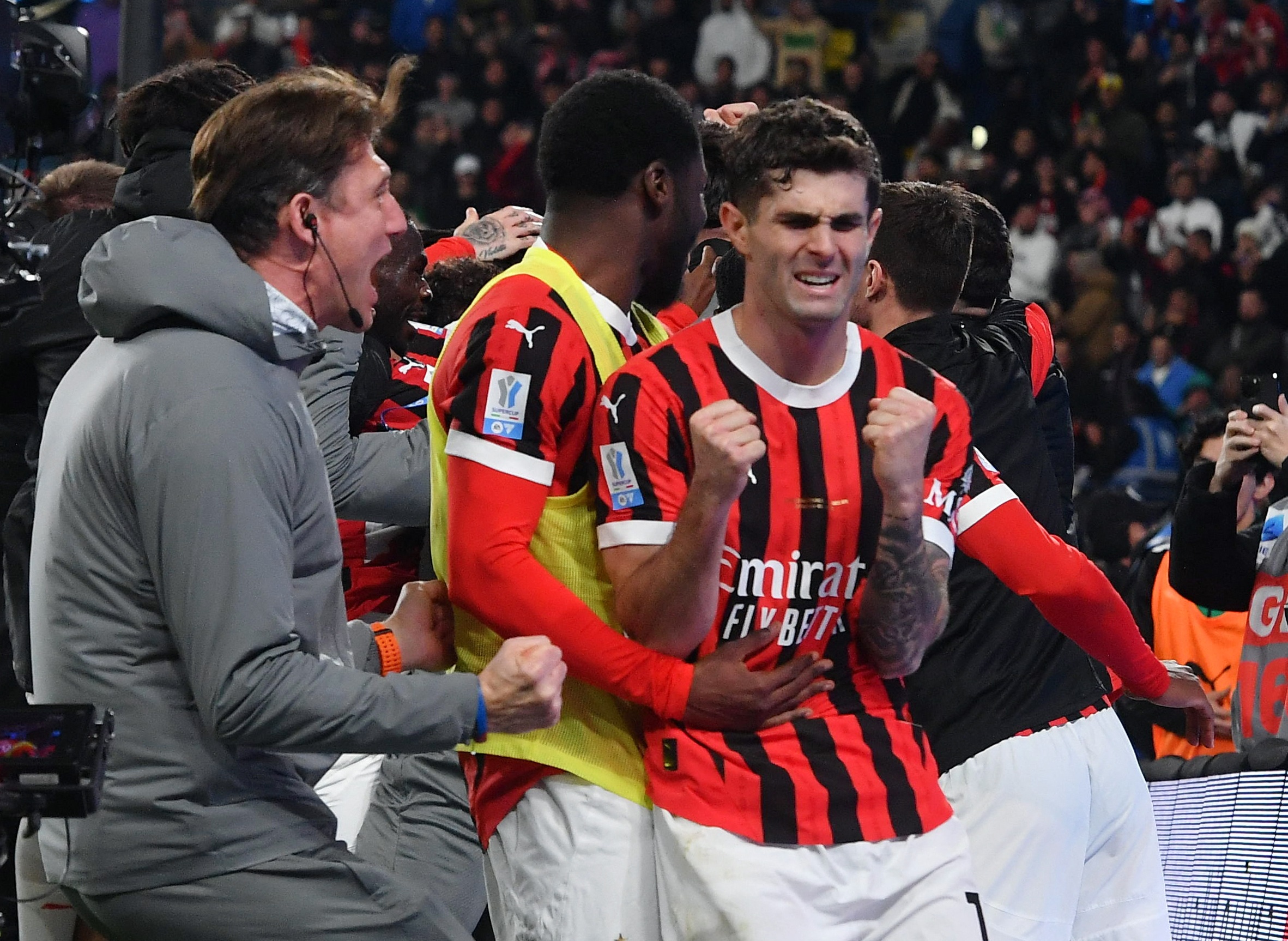 意大利足球赛场上令人热血沸腾的较量的简单介绍 意大利足球赛场上令人热血沸腾的较量的简单介绍