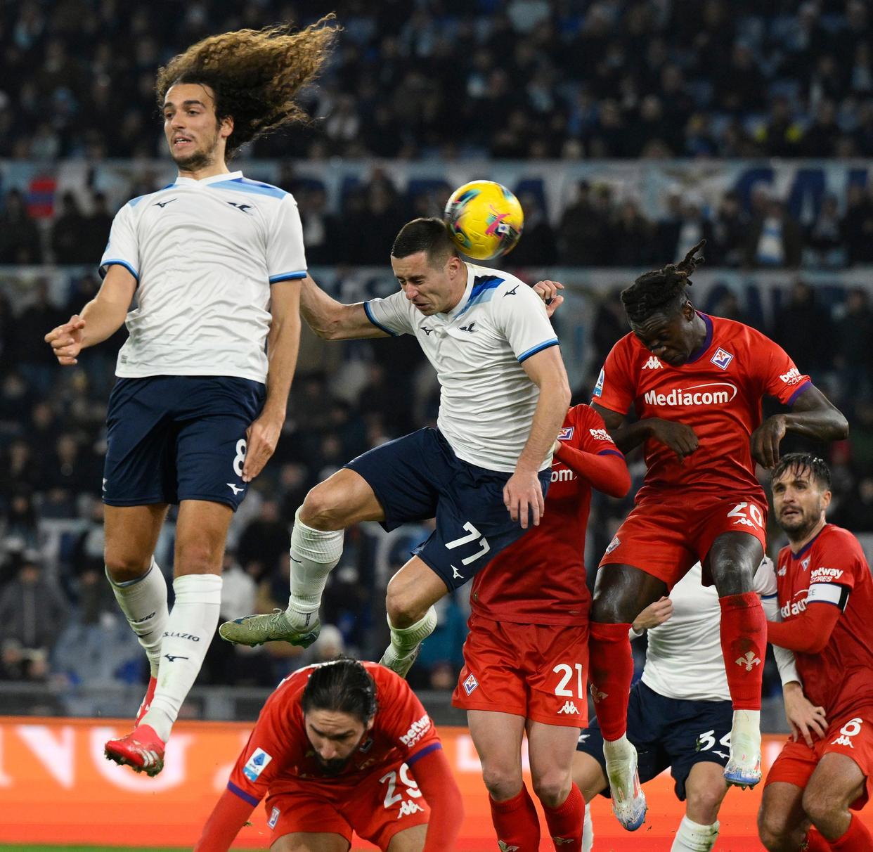 佛罗伦萨战胜对手,取得两连胜 佛罗伦萨战胜对手,取得两连胜