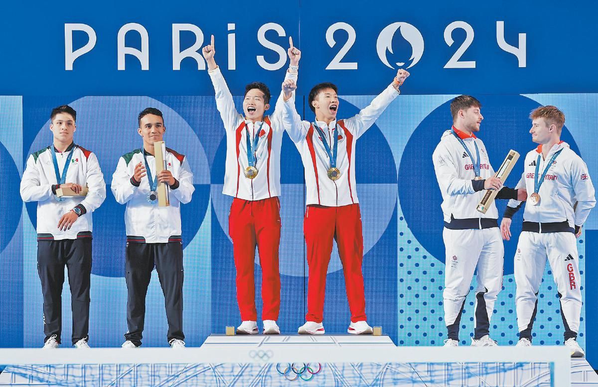 巴西跳水选手风度翩翩,夺得金牌 巴西跳水选手风度翩翩,夺得金牌