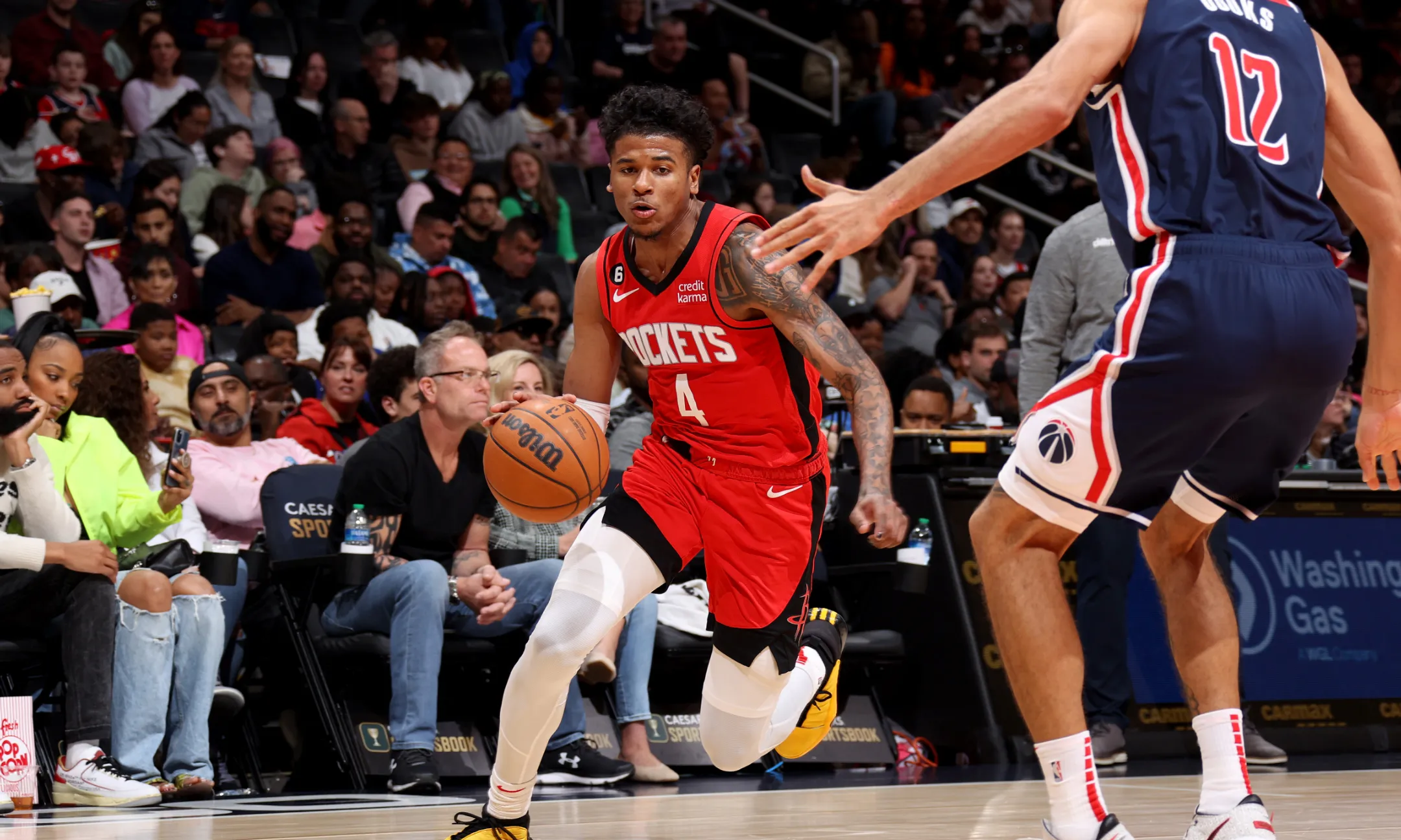 火箭客场告捷爵士,取得七连胜 火箭客场告捷爵士,取得七连胜