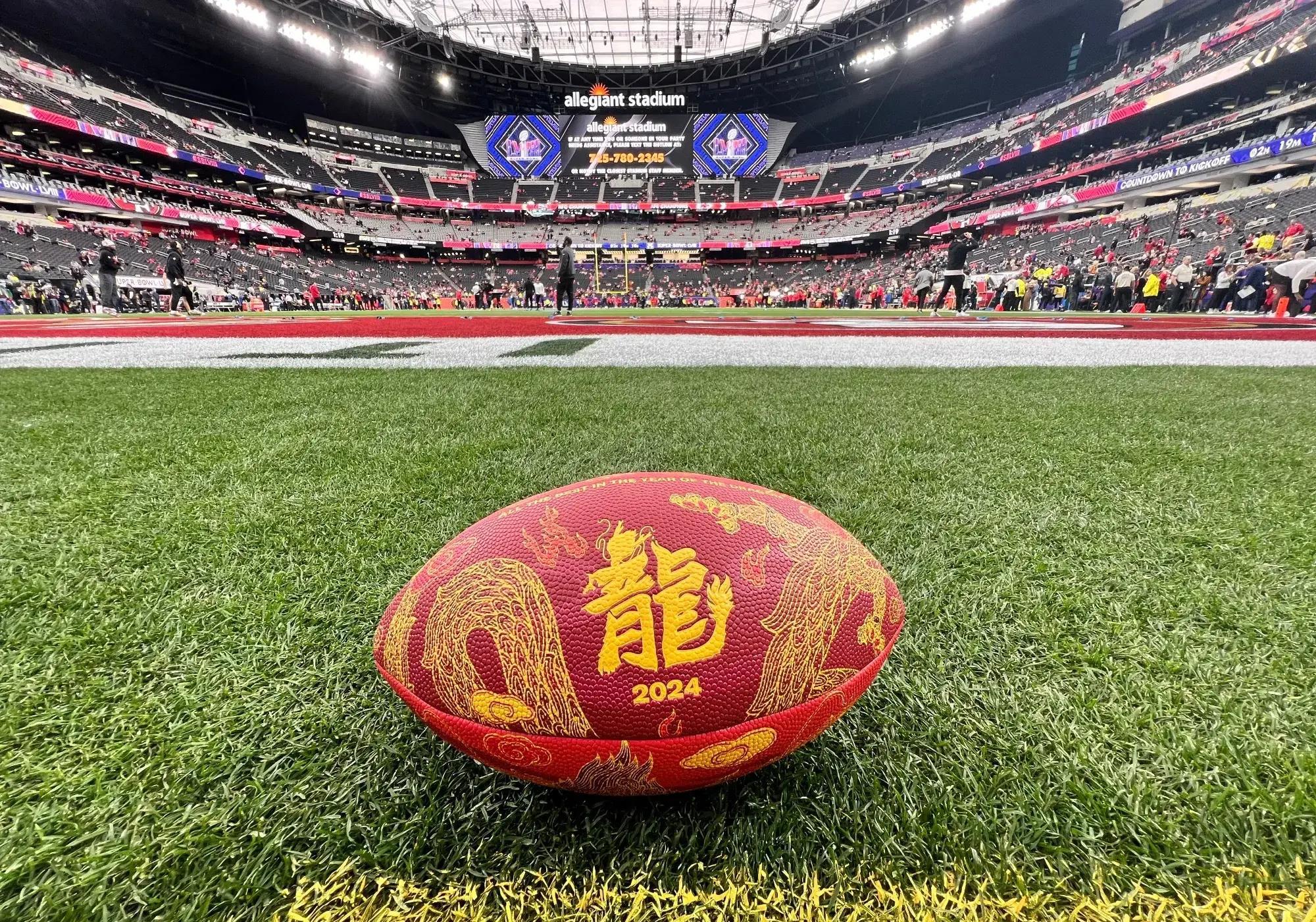 FB体育注册网址-超级巨星亮相，赛场再次沸腾