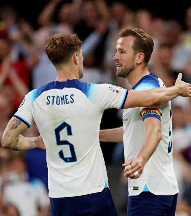 西班牙客场大胜北马其顿,取得四连胜的简单介绍 西班牙客场大胜北马其顿,取得四连胜的简单介绍