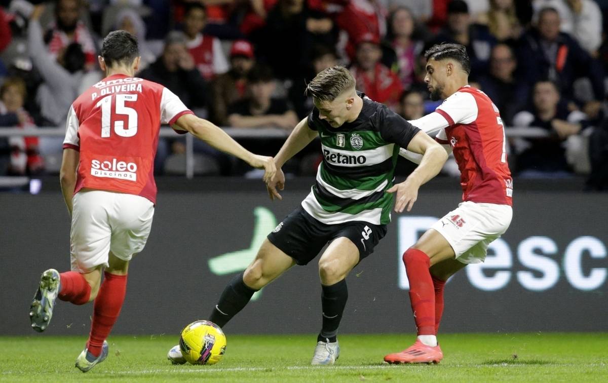 霍芬海姆客场落败,遭遇胜利荒 霍芬海姆客场落败,遭遇胜利荒