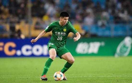 国安前锋巴坎布状态火热,成为球队得分王的简单介绍 国安前锋巴坎布状态火热,成为球队得分王的简单介绍