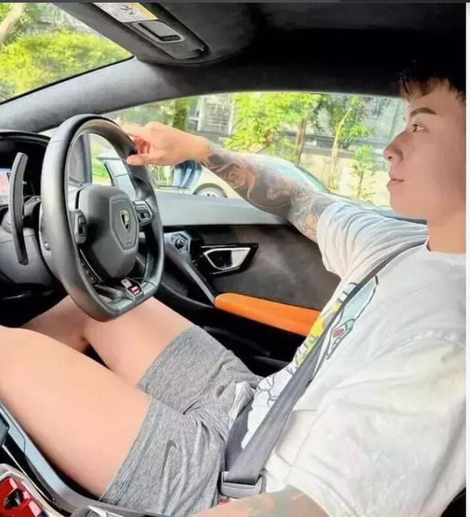 新加坡选手意外夺金挑战世界记录 新加坡选手意外夺金挑战世界记录