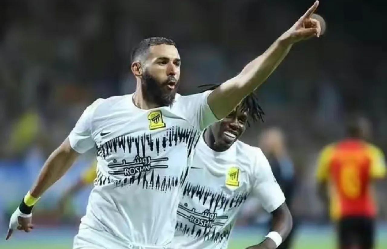 可比奇表现抢眼,助球队取胜 可比奇表现抢眼,助球队取胜