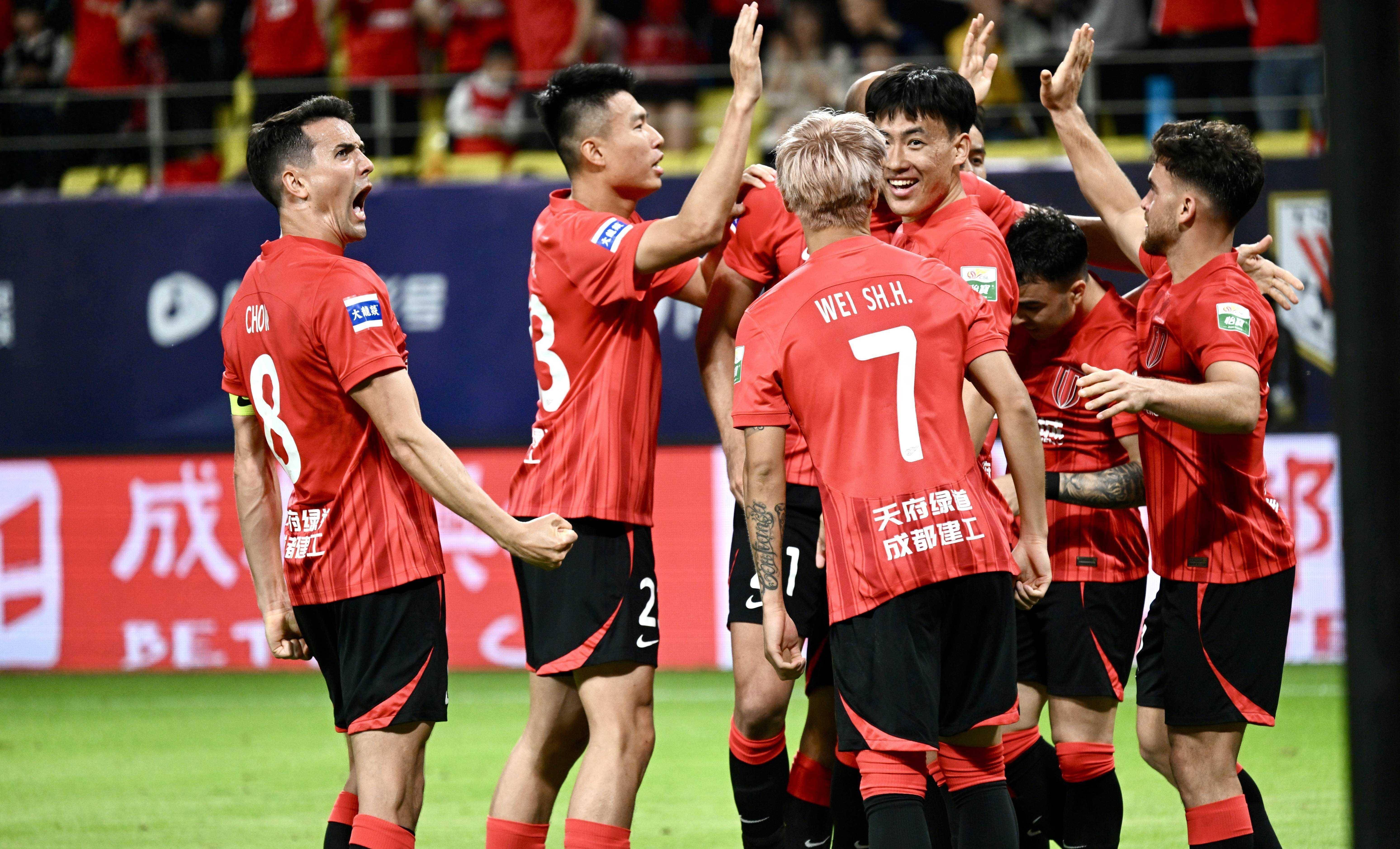 FB体育-河南队主场作战，球迷积极助威队伍