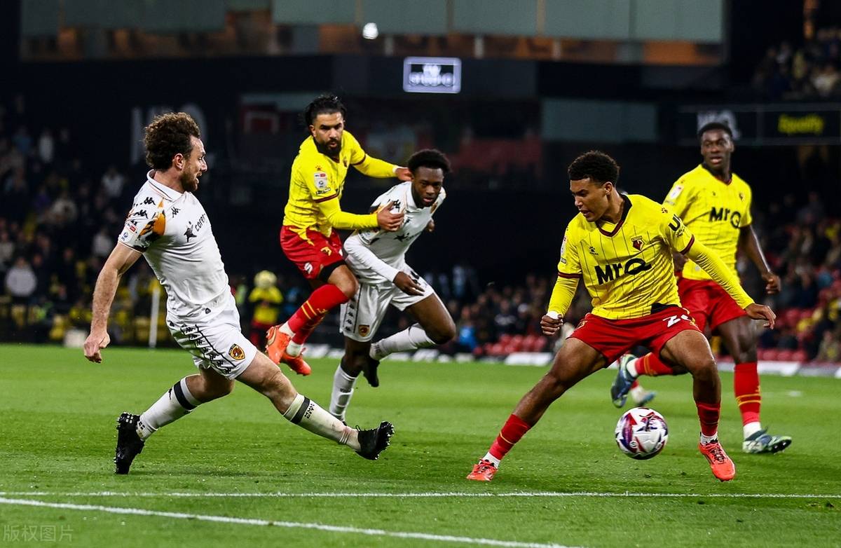 沃特福德惨败对手,保级形势不容乐观 沃特福德惨败对手,保级形势不容乐观