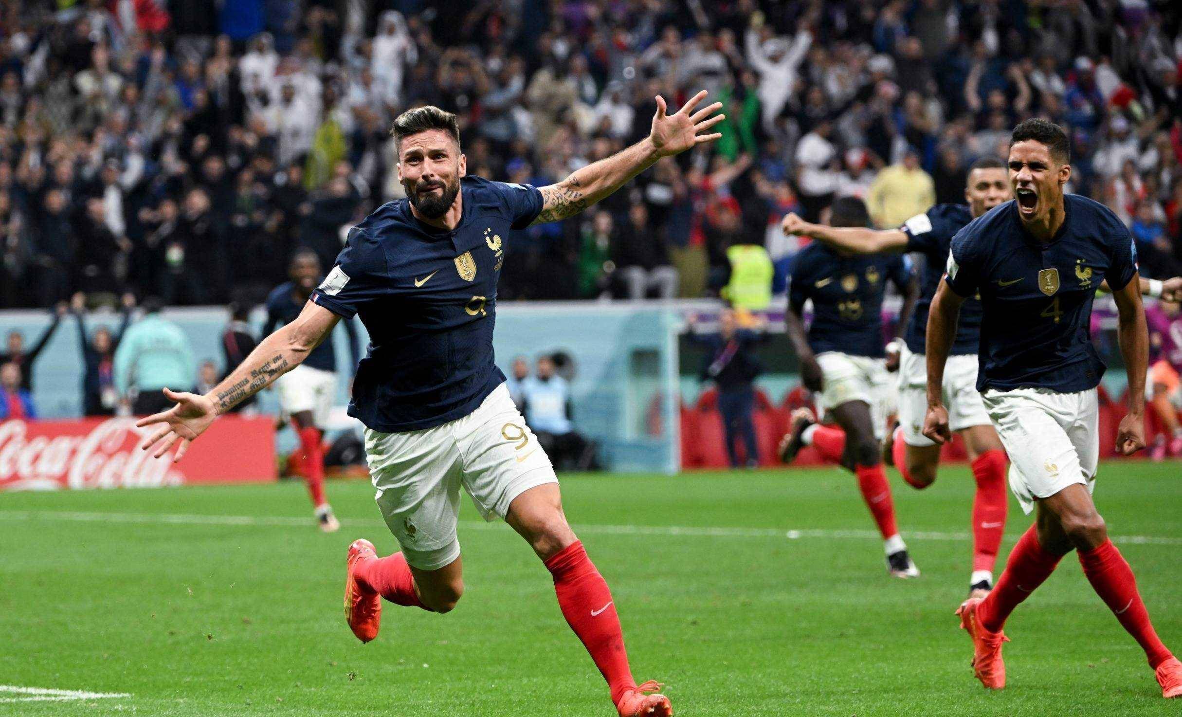 前锋突然离队,引发球迷猜想 前锋突然离队,引发球迷猜想