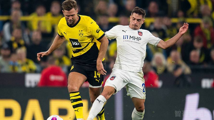 沃尔夫斯堡客场逼平斯图加特,互交白卷分庭抗礼 沃尔夫斯堡客场逼平斯图加特,互交白卷分庭抗礼