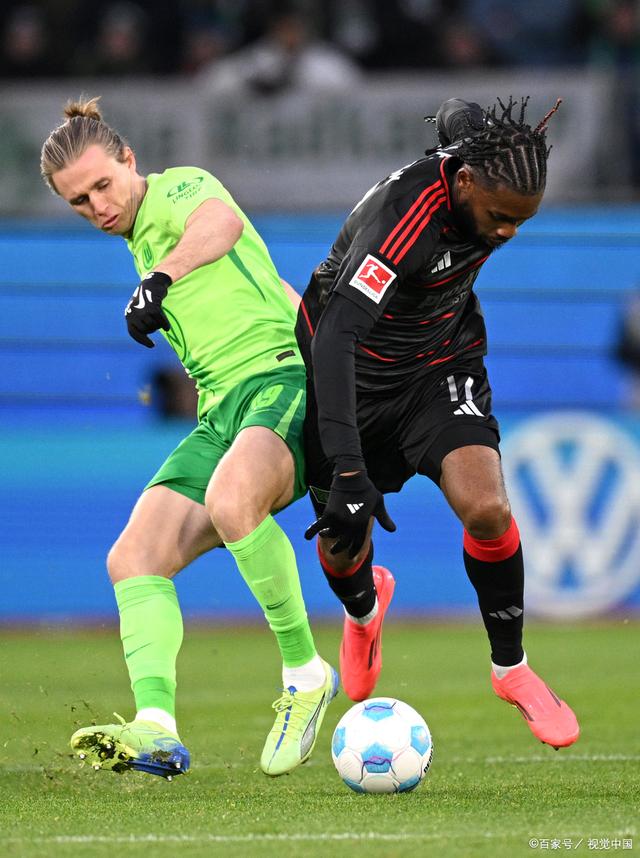 沃尔夫斯堡客场逼平斯图加特,互交白卷分庭抗礼 沃尔夫斯堡客场逼平斯图加特,互交白卷分庭抗礼