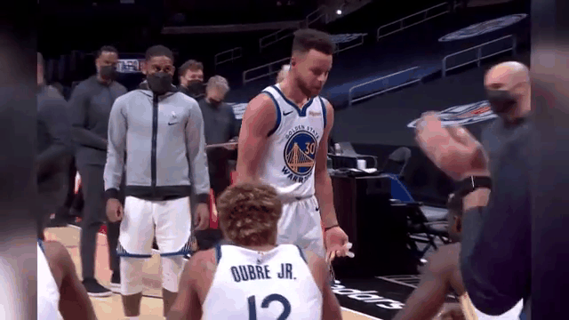 勇士连胜被终结,库里火力不足成最大问题 勇士连胜被终结,库里火力不足成最大问题