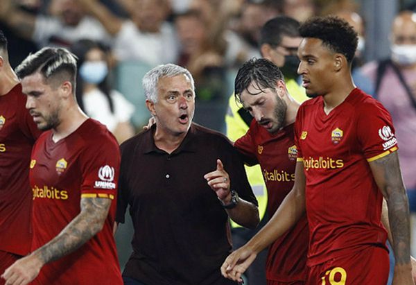 罗马主场轻取乌迪内斯,全取三分 罗马主场轻取乌迪内斯,全取三分