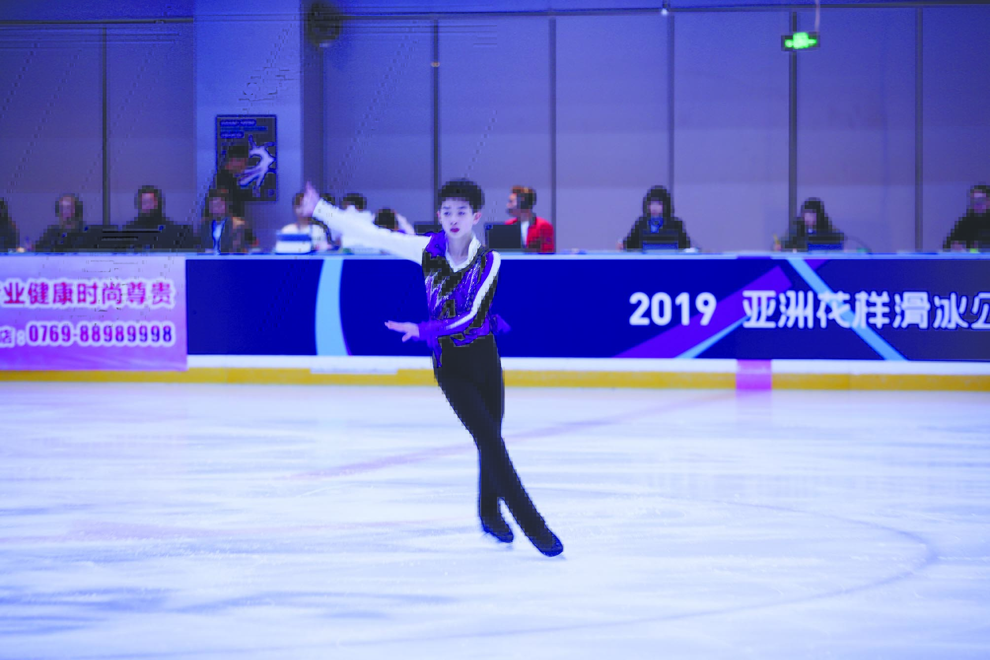 新西兰代表团花样滑冰表现抢眼的简单介绍 新西兰代表团花样滑冰表现抢眼的简单介绍