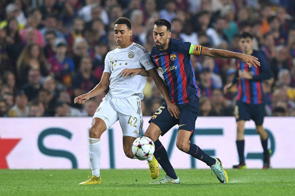 阿贾克斯大胜乌迪内斯,夺得欧冠小组头名 阿贾克斯大胜乌迪内斯,夺得欧冠小组头名