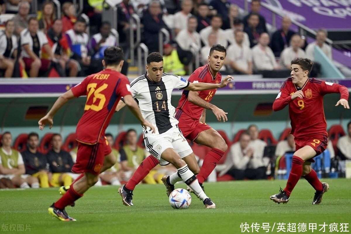 西班牙队在激烈比拼中夺得胜利 西班牙队在激烈比拼中夺得胜利