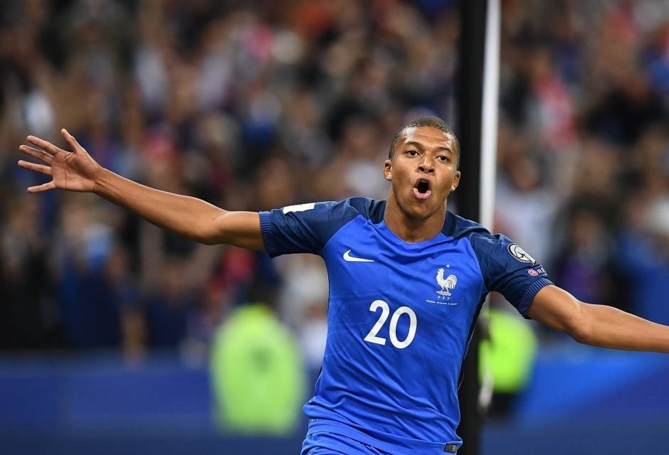 瑞典队奋勇争胜，进军锦标赛四分之一