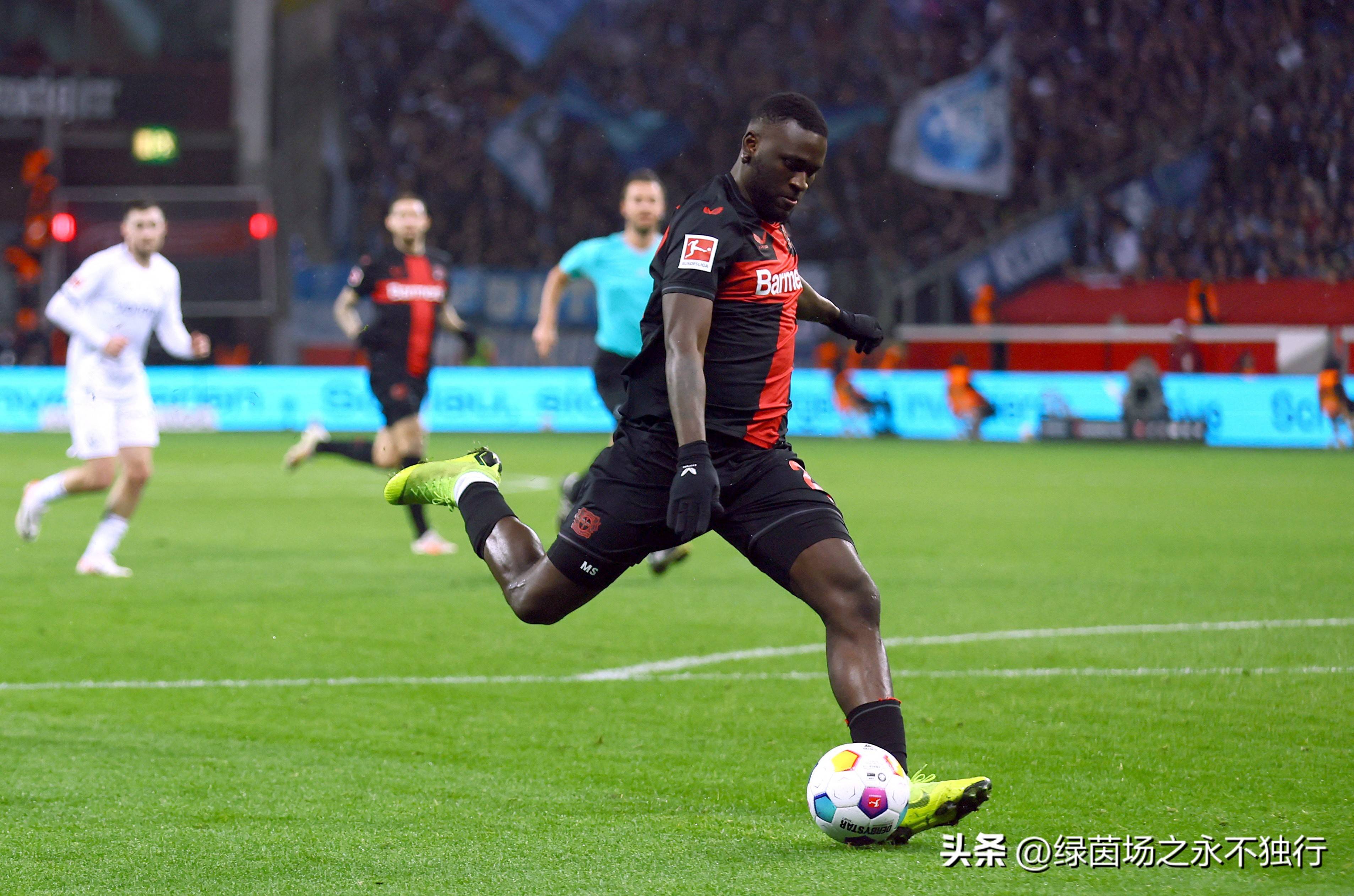 勒沃库森主场失利,冲击欧冠名额受阻的简单介绍 勒沃库森主场失利,冲击欧冠名额受阻的简单介绍