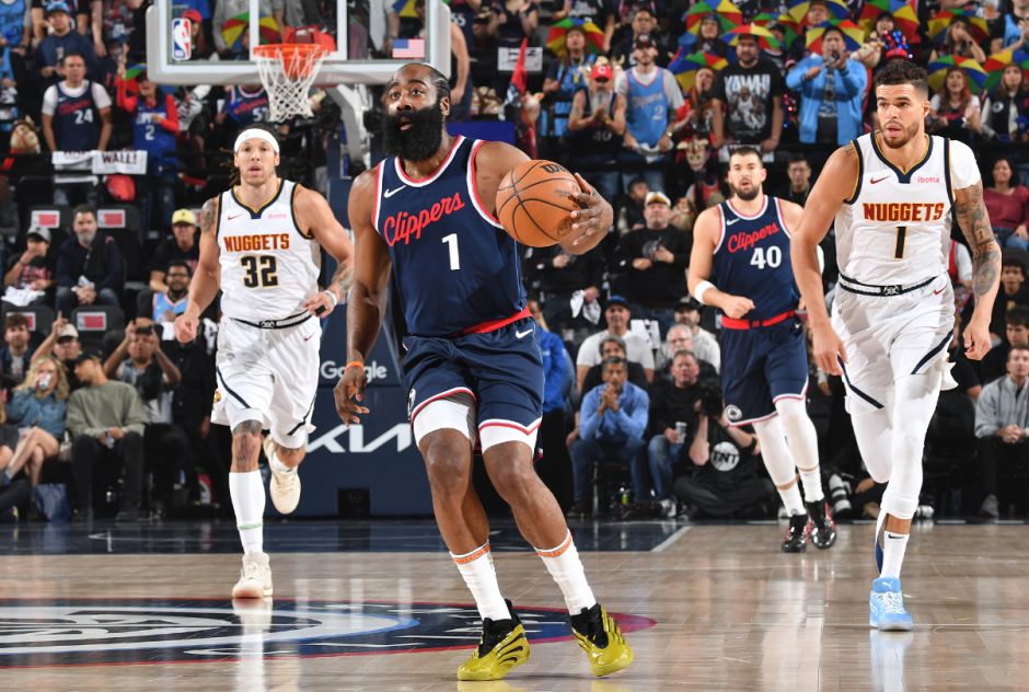 关于WNBA总决赛现场直播,胜负未定的信息 关于WNBA总决赛现场直播,胜负未定的信息