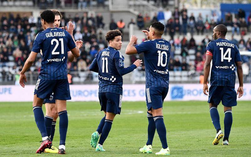 FB体育网页版-瓦尔迭主场胜出，稳固中游位置