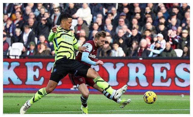 弗赖堡主场势如破竹,轻松取胜的简单介绍 弗赖堡主场势如破竹,轻松取胜的简单介绍