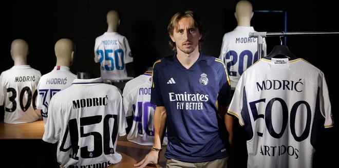 皇马3-1凯尔特人:本泽马梅开二度,莫德里奇造点马德里将迎千万体育旅游人次的简单介绍 皇马3-1凯尔特人:本泽马梅开二度,莫德里奇造点马德里将迎千万体育旅游人次的简单介绍