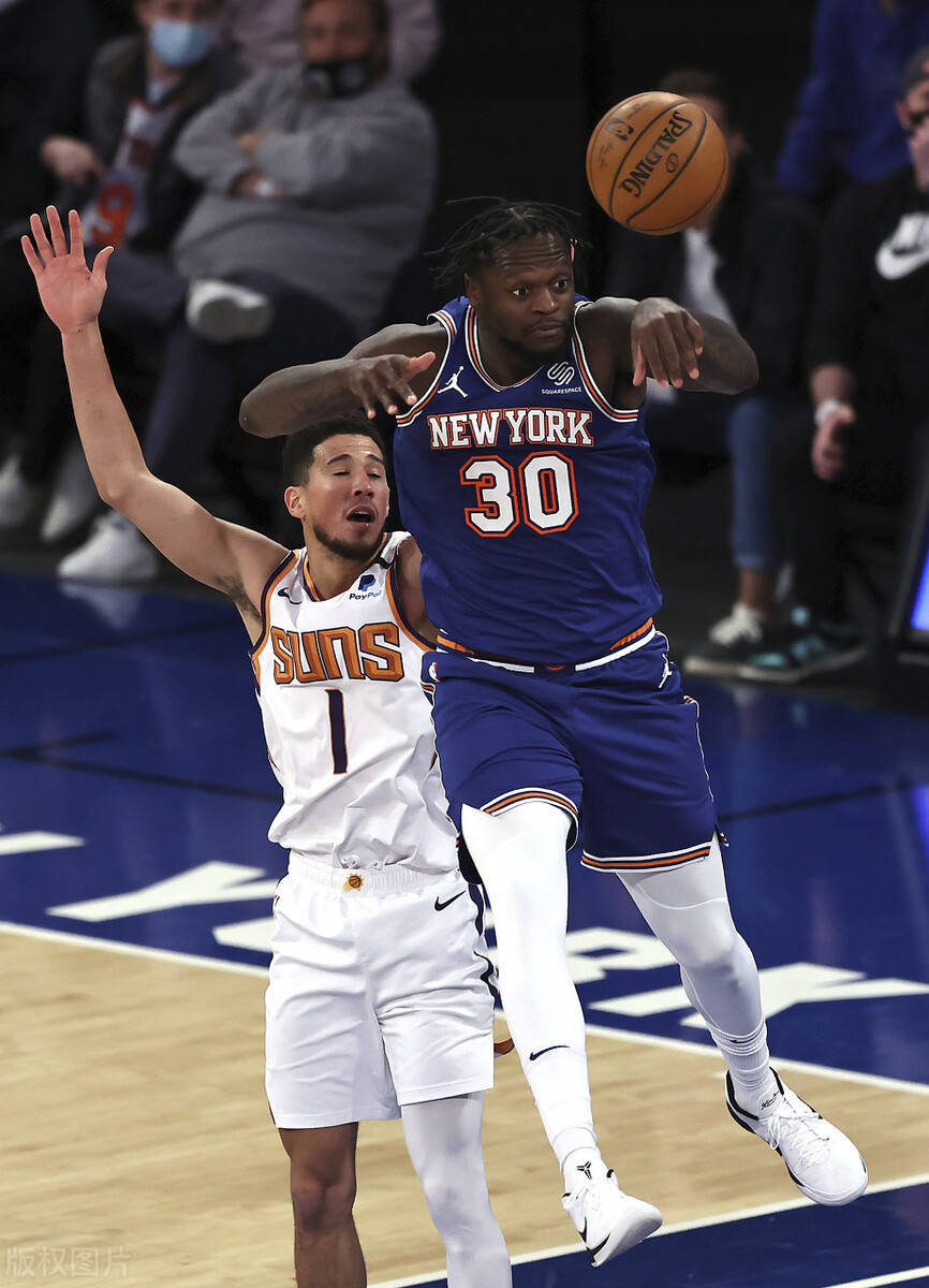 尼克斯连胜结束,科怀伯特独揽31+16+8 尼克斯连胜结束,科怀伯特独揽31+16+8